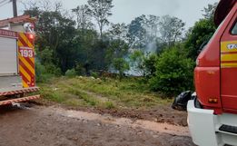 Incêndio destrói galpão e mata animais em São João do Oeste
