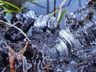 VÍDEO: Frio provoca congelamento da superfície d’água na Serra