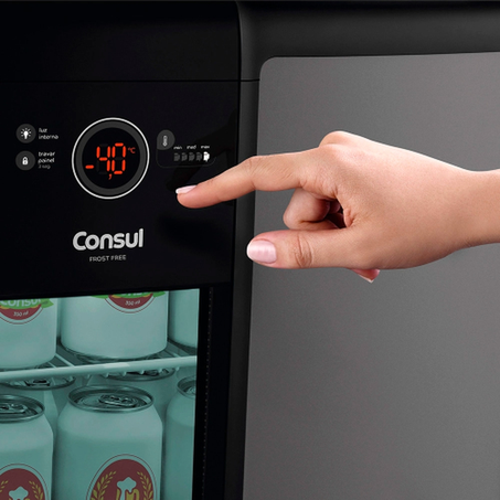 Cervejeira Consul 82 Litros 220V Titanium - CZD12AT 360-2