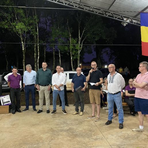 Associação dos Romenos promove encontro em Itapiranga