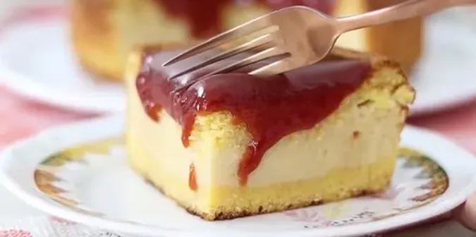 bolo-de-milho-e-fuba-cremoso-com-goaibada