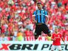 VÍDEO: Grêmio vence o Inter e classifica para a final do primeiro turno
