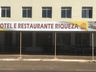 Hotel e Restaurante Riqueza doa lanches para caminhoneiros que passam pela região