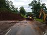 Deslizamento de terra interdita acesso a Vila União e ITG 070 em Itapiranga