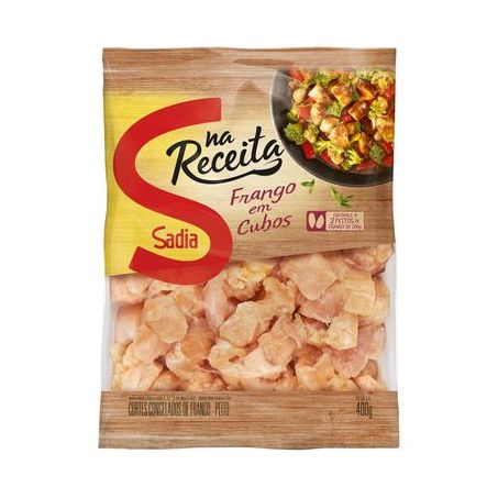 MEIO PEITO EM CUBO 400GR