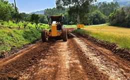 Prefeitura de Mondaí realiza novas melhorias na estrada beira-rio