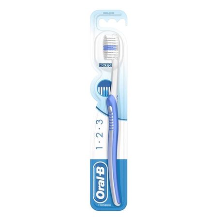 Escova dental oral-b limpeza brilhante média