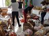 Ação solidária arrecada alimentos para confecção de 50 cestas básicas