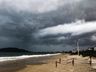 Sol e pancadas de chuva: ciclone extratropical deixa o tempo instável no fim de semana em SC