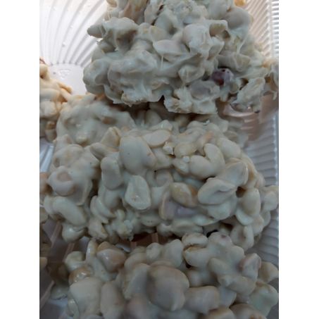Pe de moleque choc branco kg