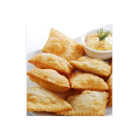 Mini pastel caseiro de queijo