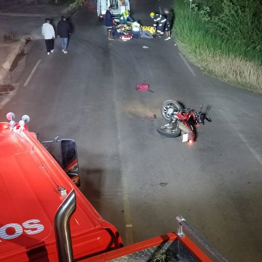 Motociclista fica gravemente ferido em acidente no interior de SMOeste 