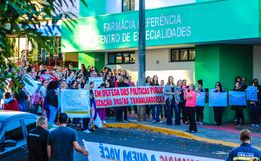 Servidores municipais fazem novo protesto em São Miguel do Oeste