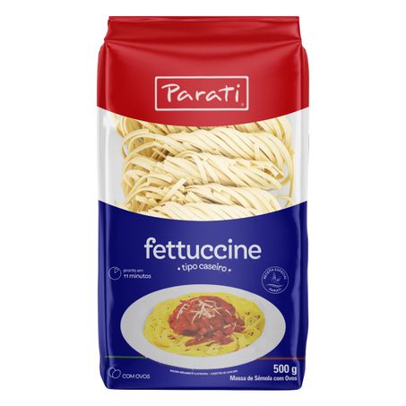 Macarrão de sêmola com ovos caseiro fettuccine parati