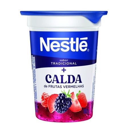 Iogurte nestlé tradicional com calda de frutas vermelhas 150g