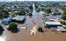 Sobe para 85 o número de mortos após enchentes que atingem o RS