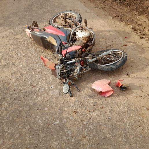 Menor sofre ferimentos em colisão de moto em Anchieta