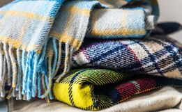 Com a chegada de intenso frio, Assistência Social reforça pedido de doações de cobertores