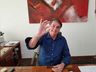 VÍDEO: Bolsonaro divulga vídeo tomando Hidroxicloroquina