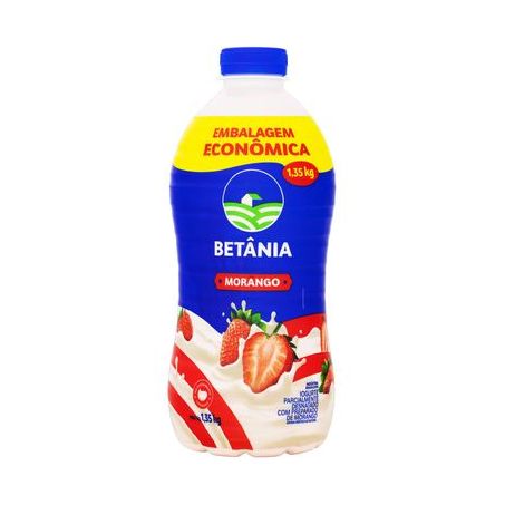 Iogurte Parcialmente Desnatado Morango Betânia Garrafa 1,35kg Embalagem Econômica