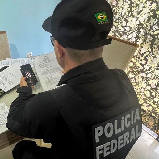 PF e FBI prendem suspeito por pornografia infantil em São Miguel do Oeste