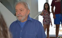 Lula faz primeira viagem para entrega de obras