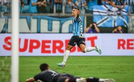 Grêmio faz 2 a 0 no Brasil e garante vaga na semifinal do Gauchão