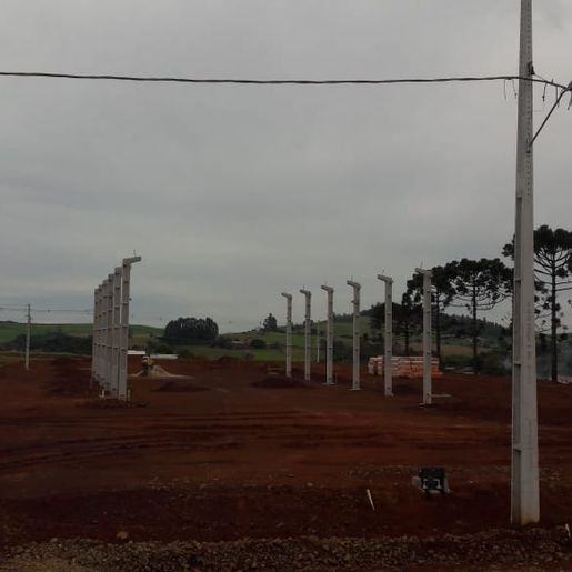 Empresa inicia instalações na nova área industrial de Guarujá do Sul