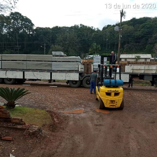 Defesa Civil de Santa Catarina repassa materiais aos municípios