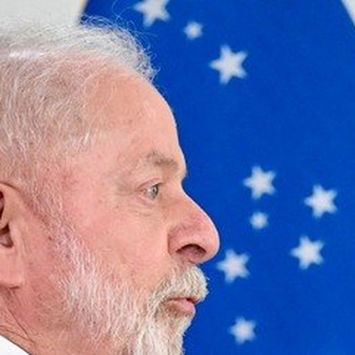 Lula parabeniza Milei pela vitória na eleição da Argentina