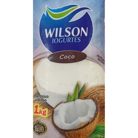 Iogurte integral com polpa e pedaços de coco wilson pacote 1l