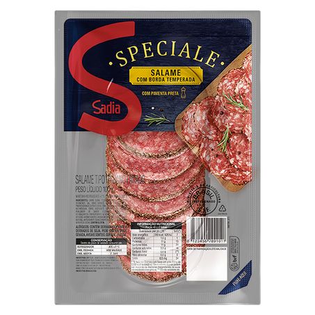 Salame italiano fatiado com borda temperada sadia