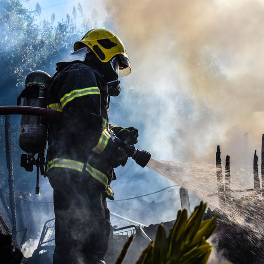 SMO: Família que perdeu tudo em incêndio precisa de ajuda