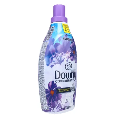 Amaciante de Roupas Concentrado Downy Lírios do Campo Frasco 1.5L 360-32