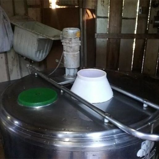 Produtor de leite tem prejuízo de três mil reais em furto no interior 