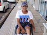 Cadeirante viaja o Brasil vendendo panos de prato
