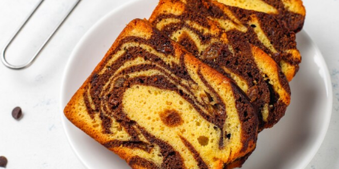 bolo-mesclado-de-baunilha-e-chocolate-sem-gluten